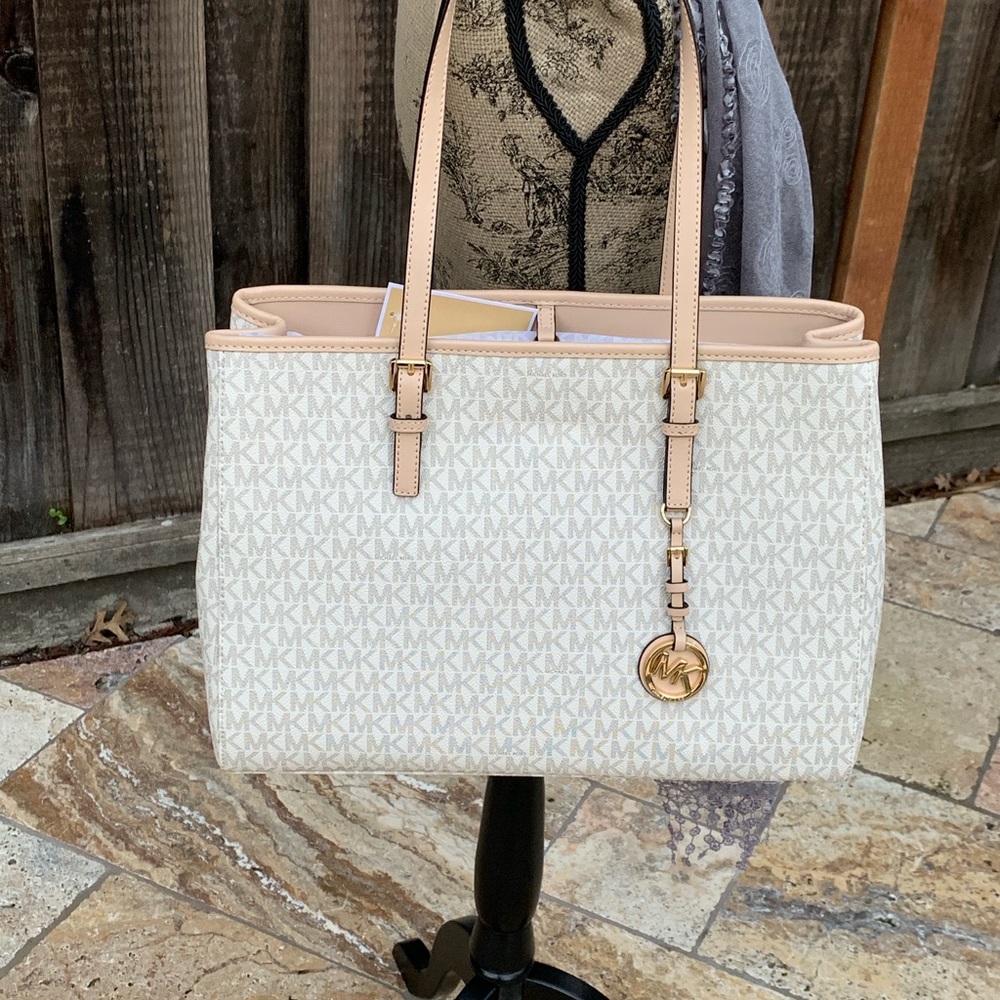 NWT Michael Kors Signature Large EW Tote Handbag - Picture 7 of 7